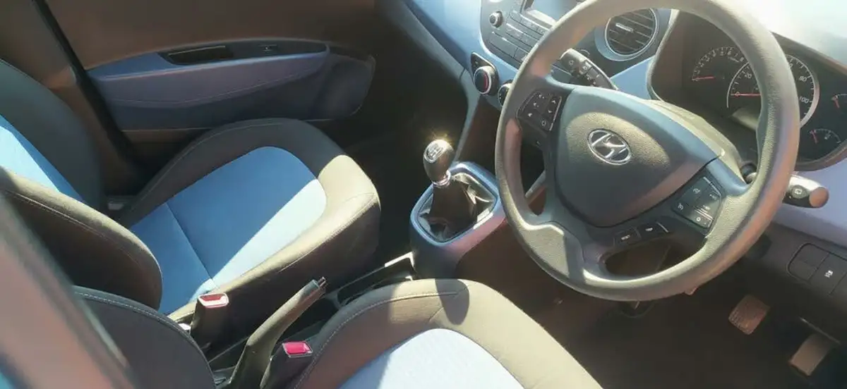 2014-hyundai-i10-10-se-big-22