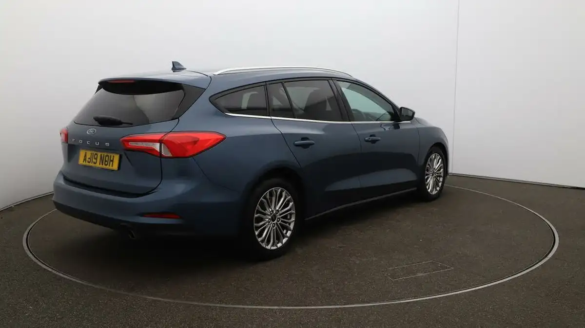 2019-ford-focus-10t-titanium-x-estate-auto-big-44