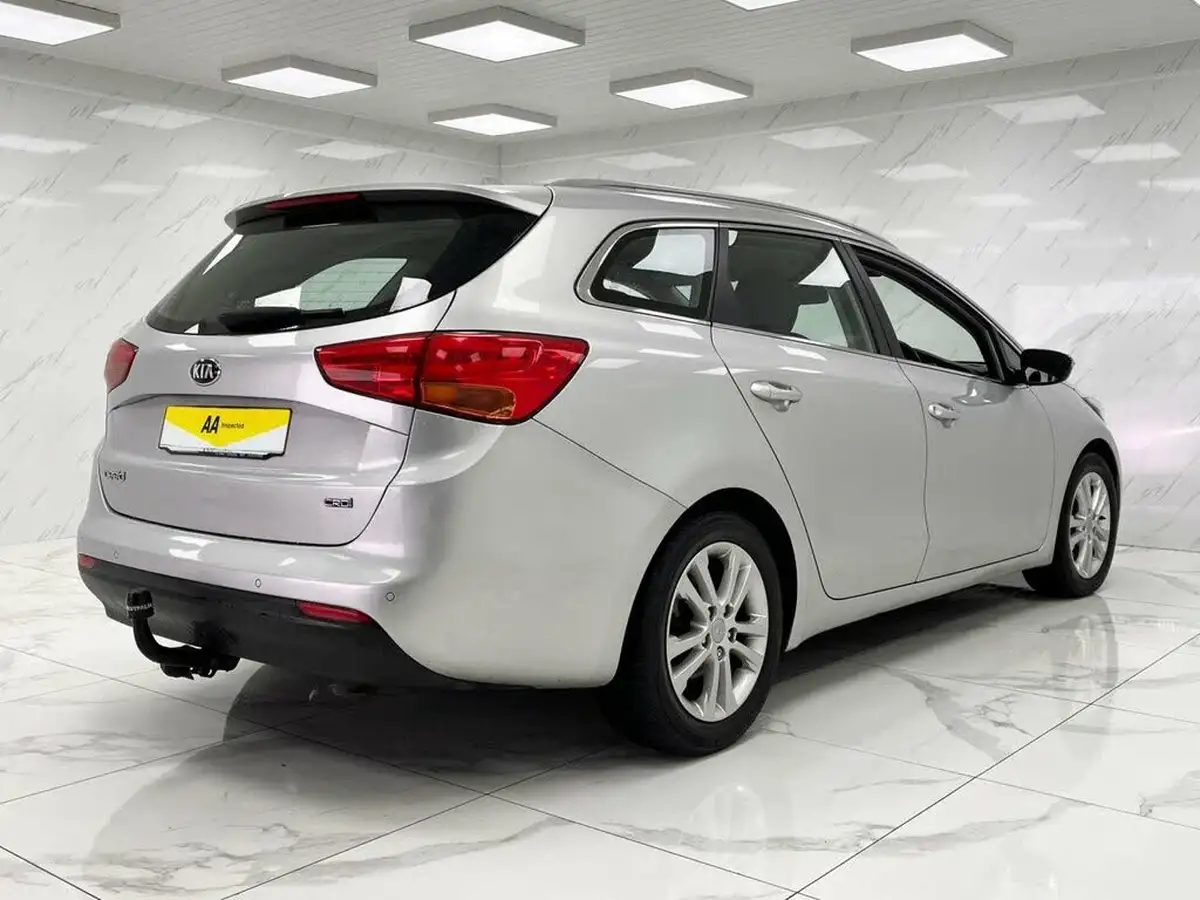 2013-kia-ceed-16crdi-2-sportswagon-auto-big-9