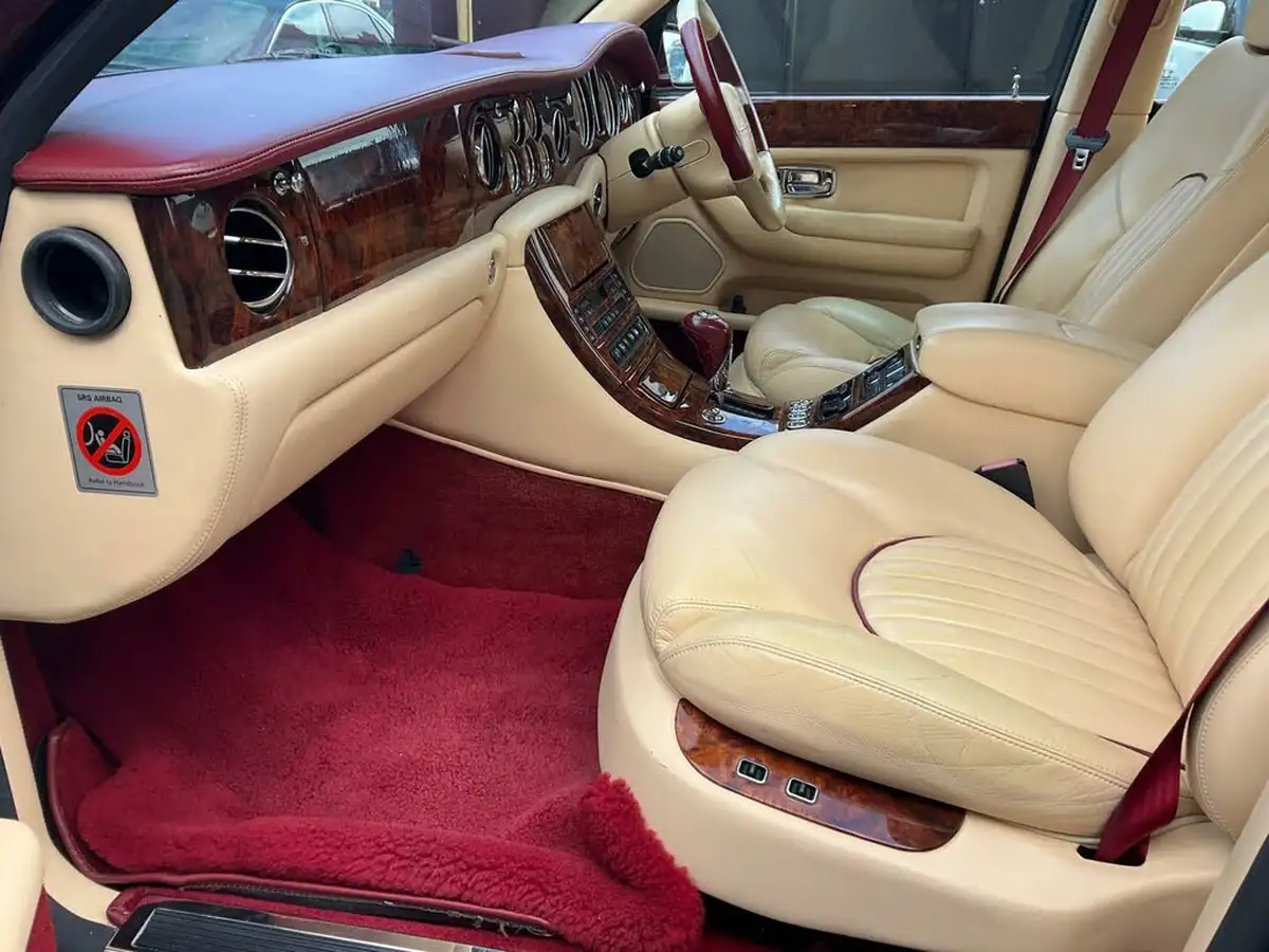 2001-bentley-arnage-68-red-label-big-4