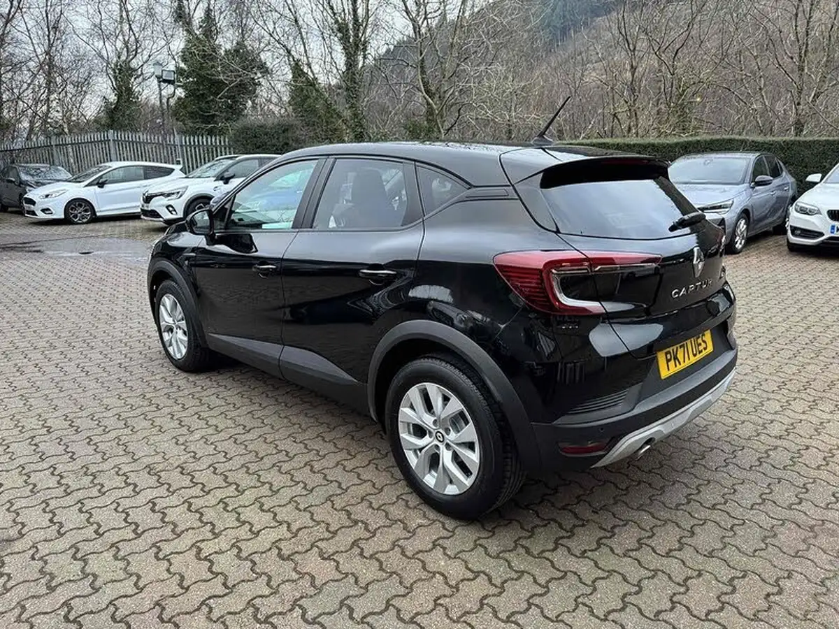 2021-renault-captur-13-tce-iconic-edition-big-2