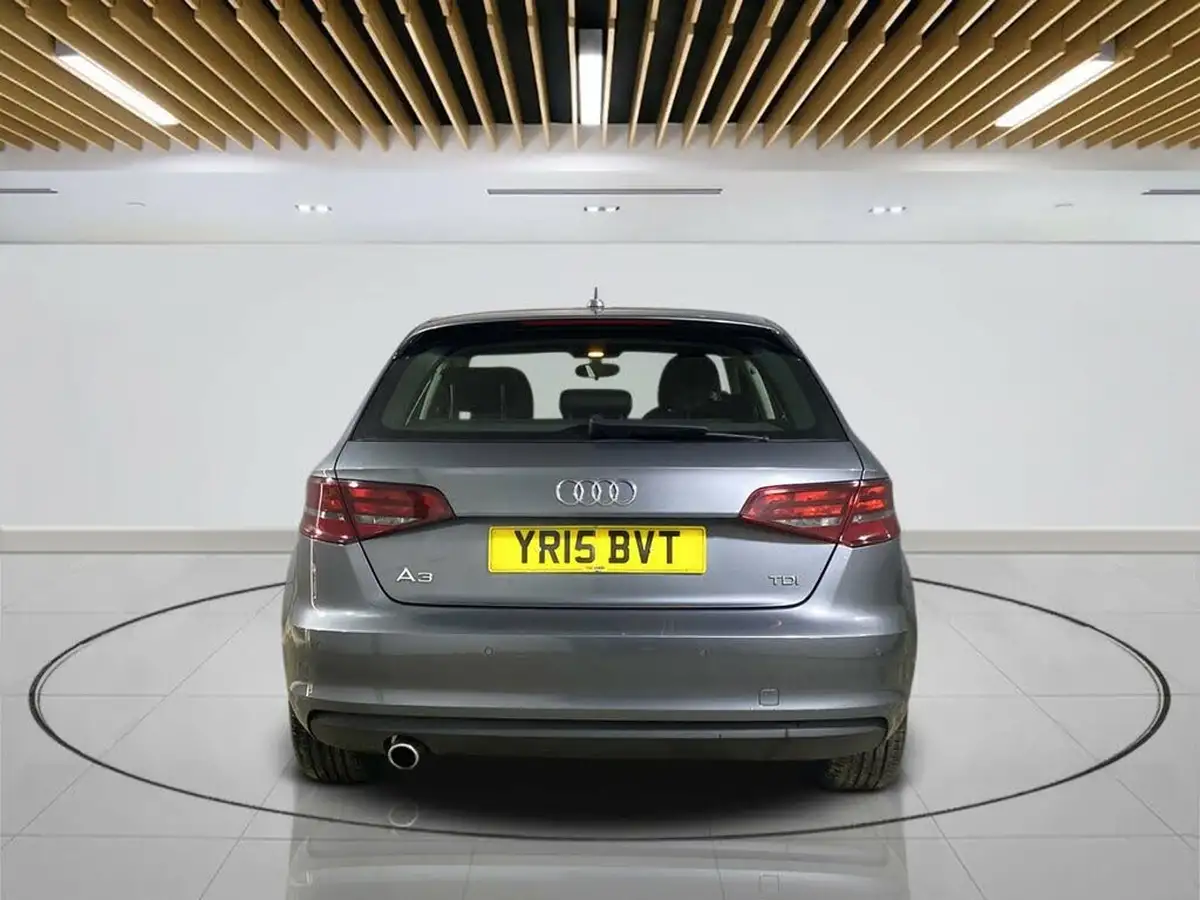 2015-audi-a3-16td-se-technik-sportback-5d-s-tronic-big-5