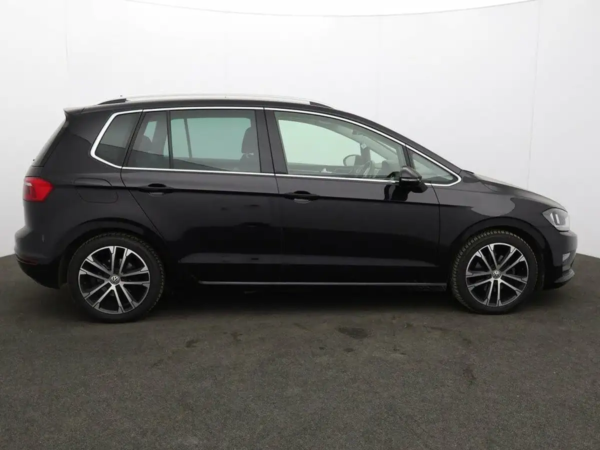 2017-volkswagen-golf-sv-14-tsi-gt-ss-big-7