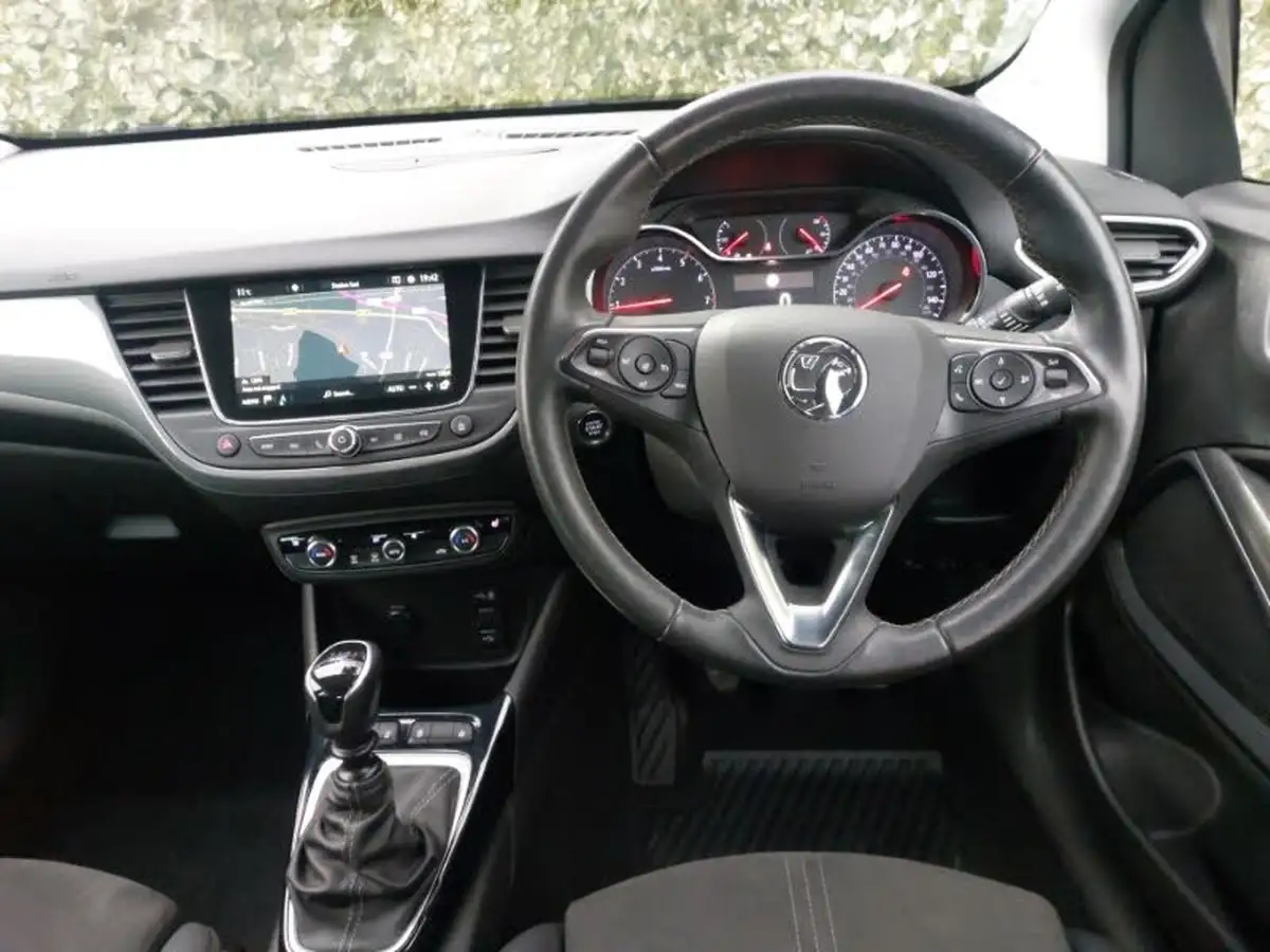 2022-vauxhall-crossland-15-ultimate-110ps-big-6