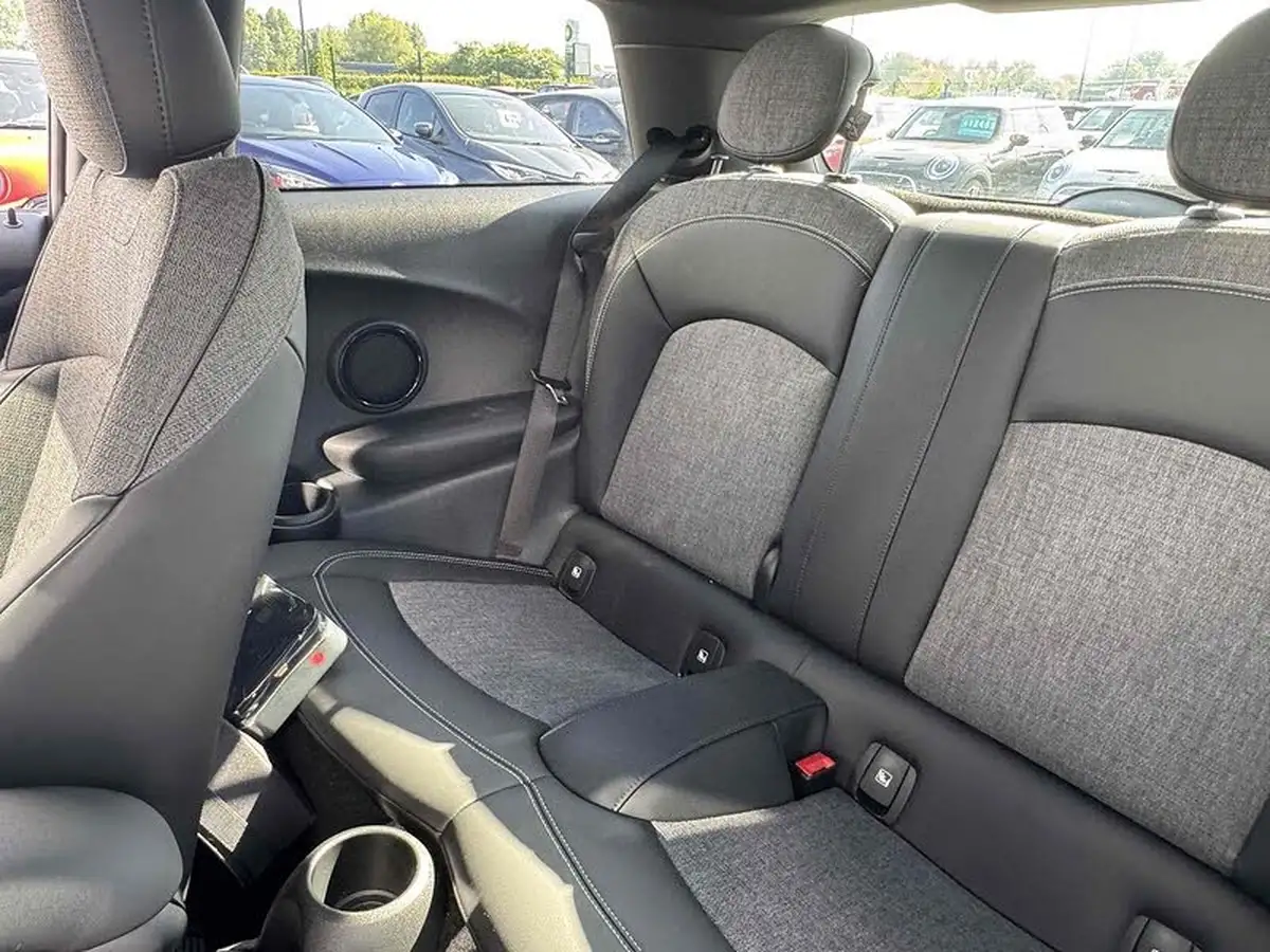 2021-mini-cooper-e-cooper-s-2-big-26