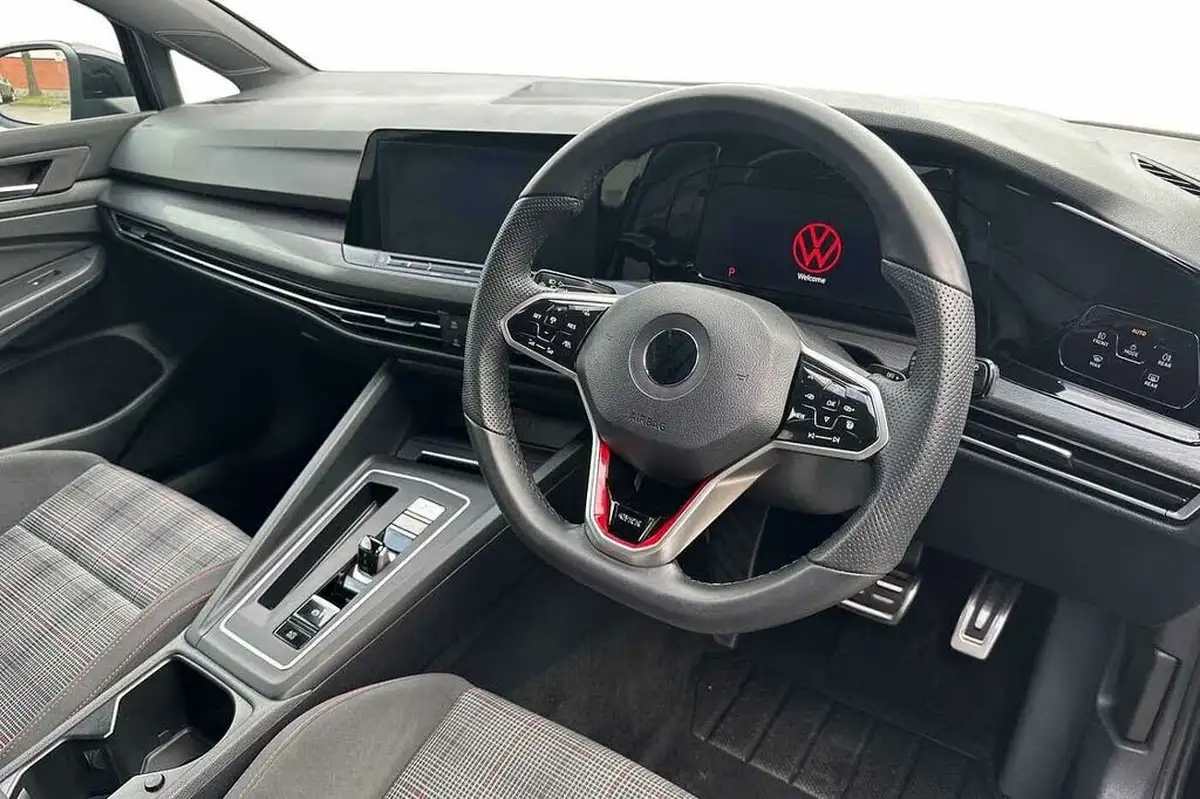 2021-volkswagen-golf-20-tsi-gti-dsg-big-5