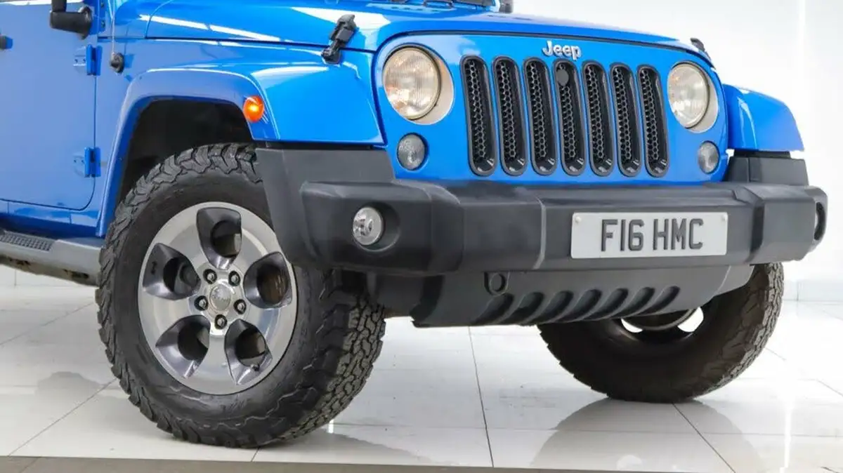 2016-jeep-wrangler-28crd-overland-5d-big-4