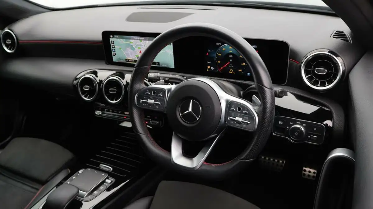 2020-mercedes-benz-a-class-13-a180-amg-line-executive-hatchback-5d-7g-dct-big-8
