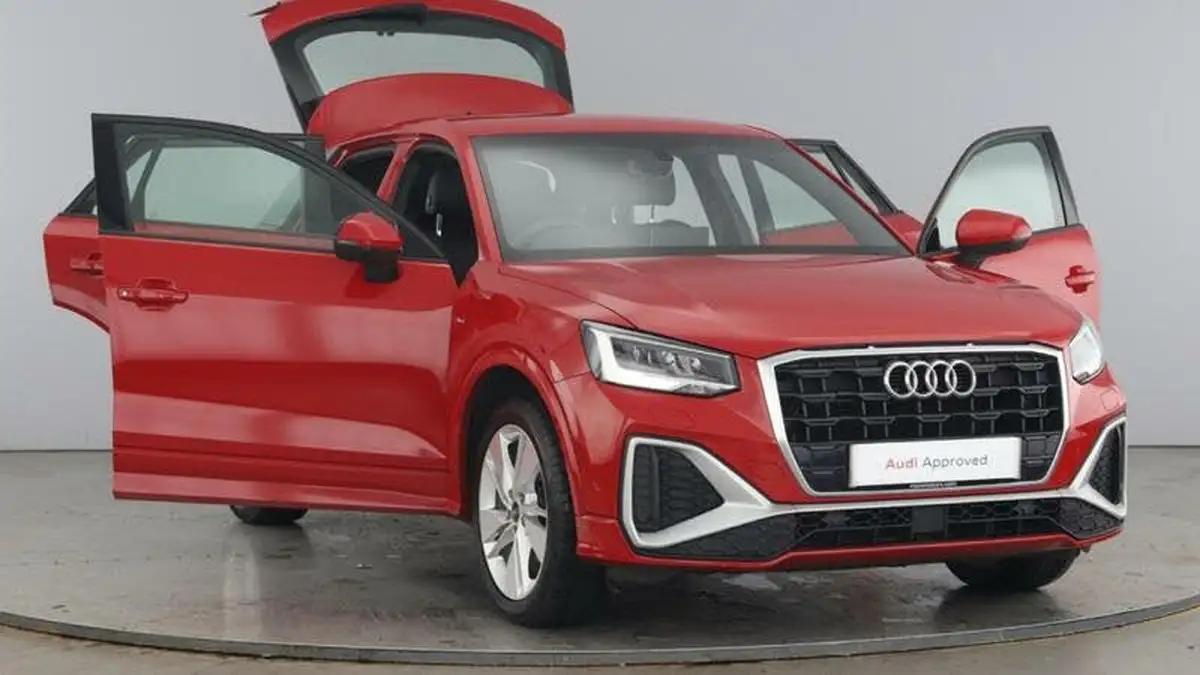 2021-audi-q2-10-30-tfsi-s-line-big-8