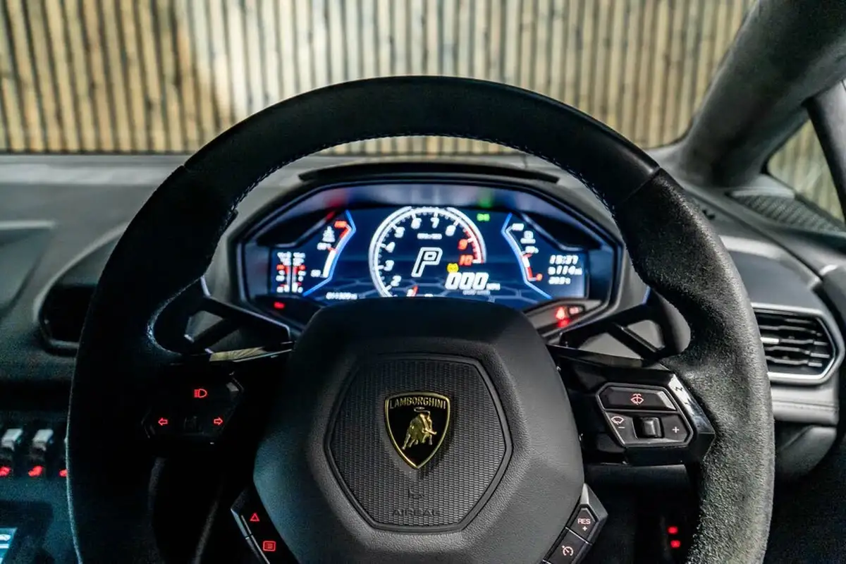 2021-lamborghini-huracan-big-34