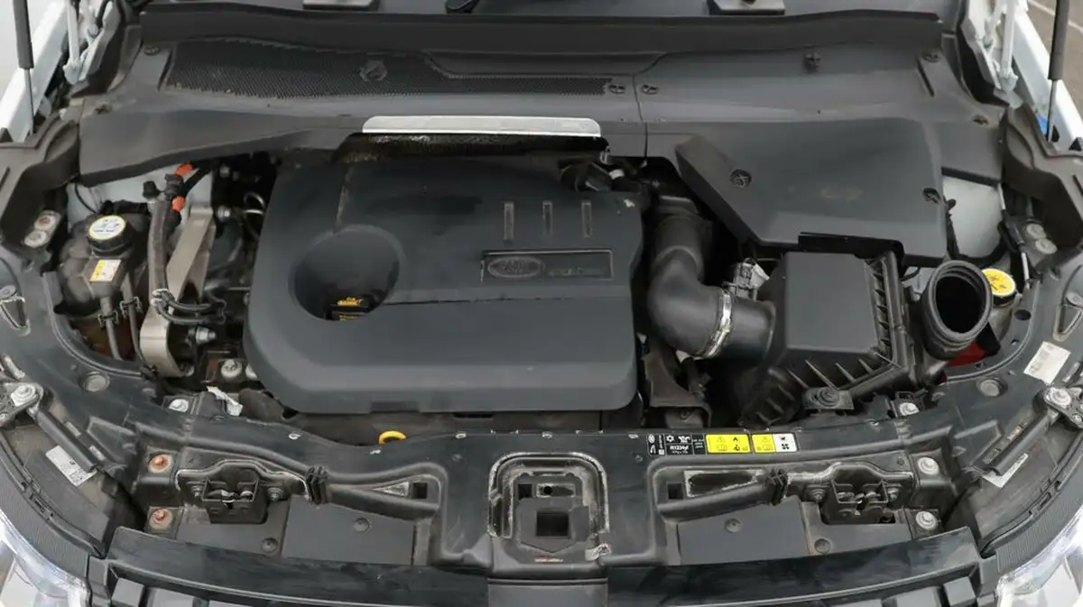 2021-land-rover-discovery-sport-15-p300e-r-dynamic-se-big-19