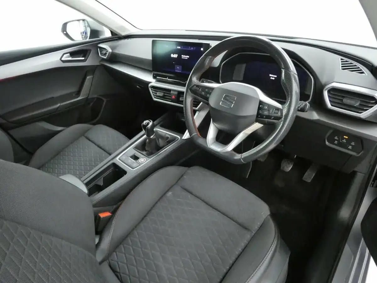2022-seat-leon-15-tsi-evo-fr-130ps-estate-big-7