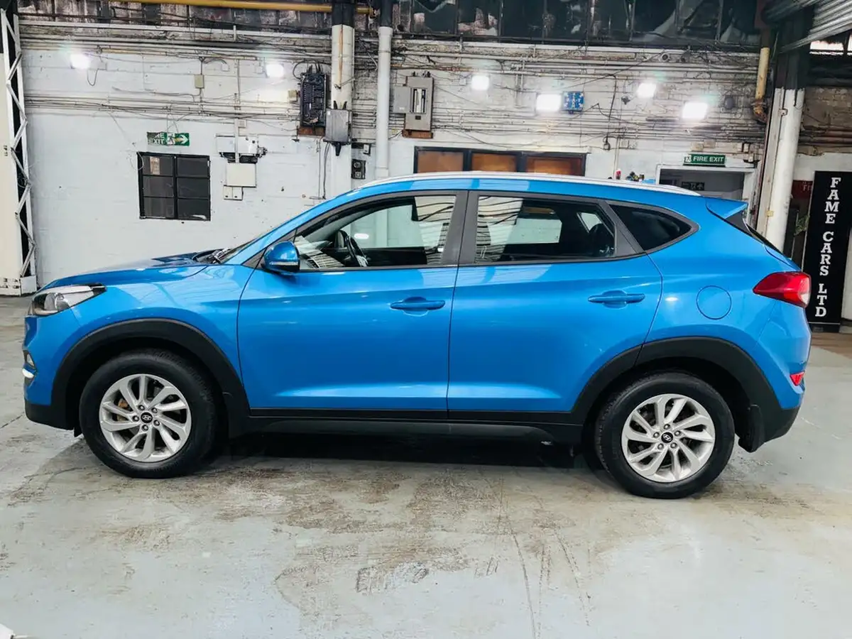 2017-hyundai-tucson-17crdi-blue-drive-se-nav-116ps-big-7