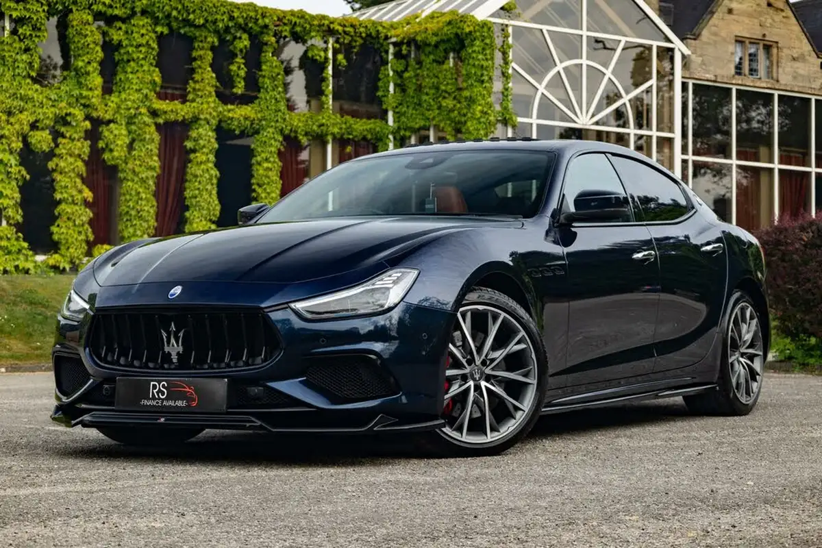 2020-maserati-ghibli-30td-gransport-big-7