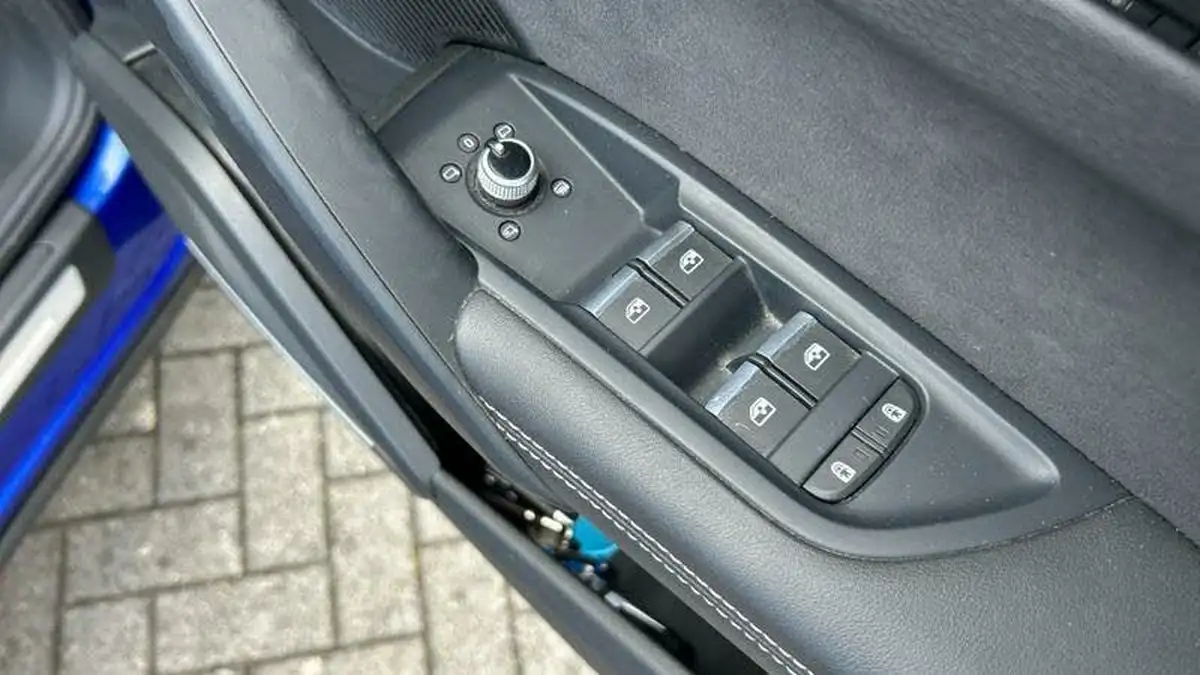 2022-audi-q5-20-45-tfsi-edition-1-sportback-big-18