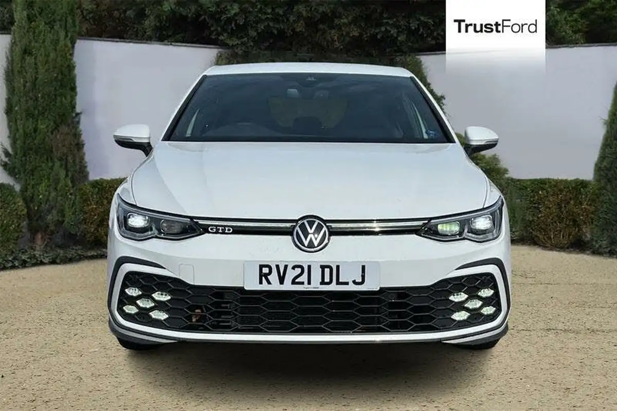 2021-volkswagen-golf-20tdi-gtd-big-5