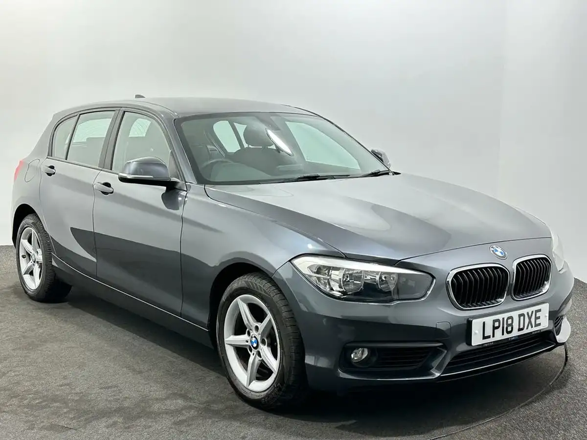 2018-bmw-1-series-20td-118d-se-5d-big-0