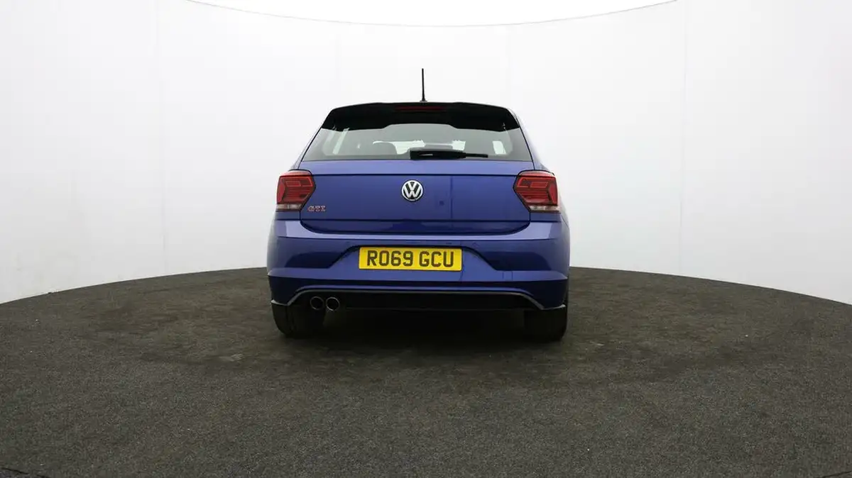 2019-volkswagen-polo-20-tsi-gti-big-56