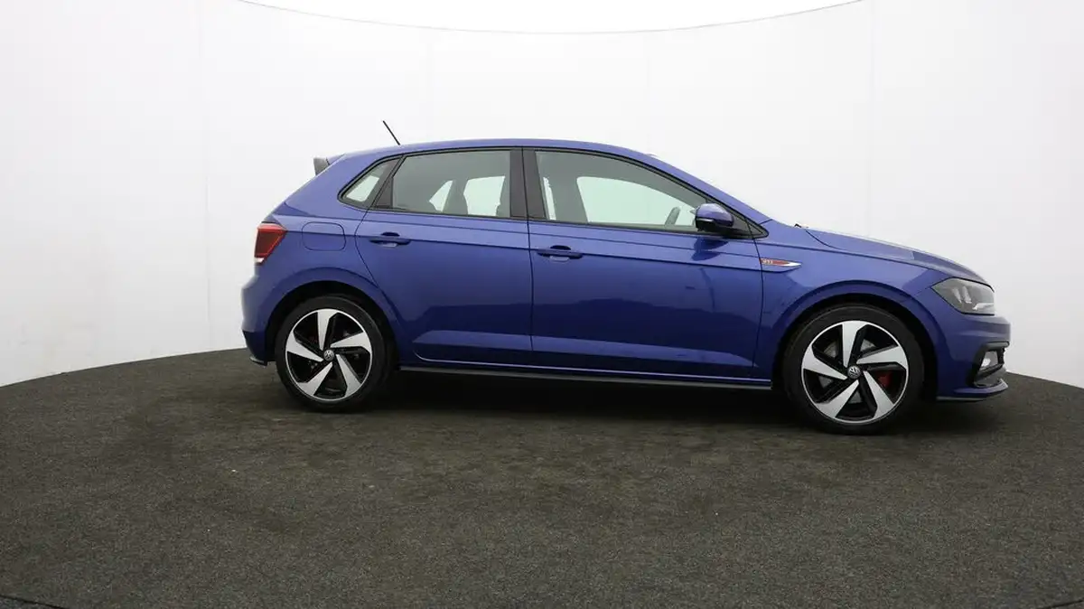 2019-volkswagen-polo-20-tsi-gti-big-32