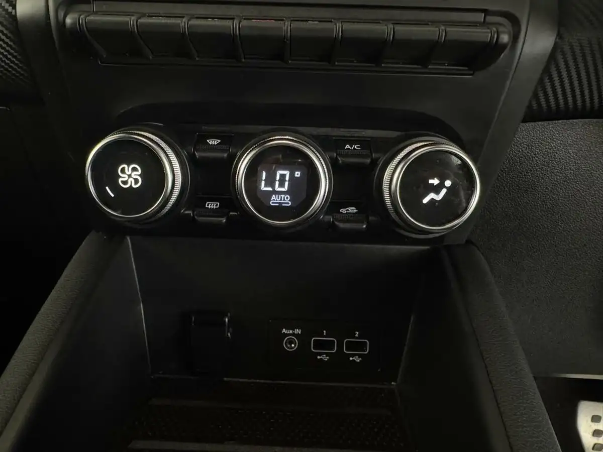 2022-renault-captur-13-tce-rs-line-edc-auto-big-22