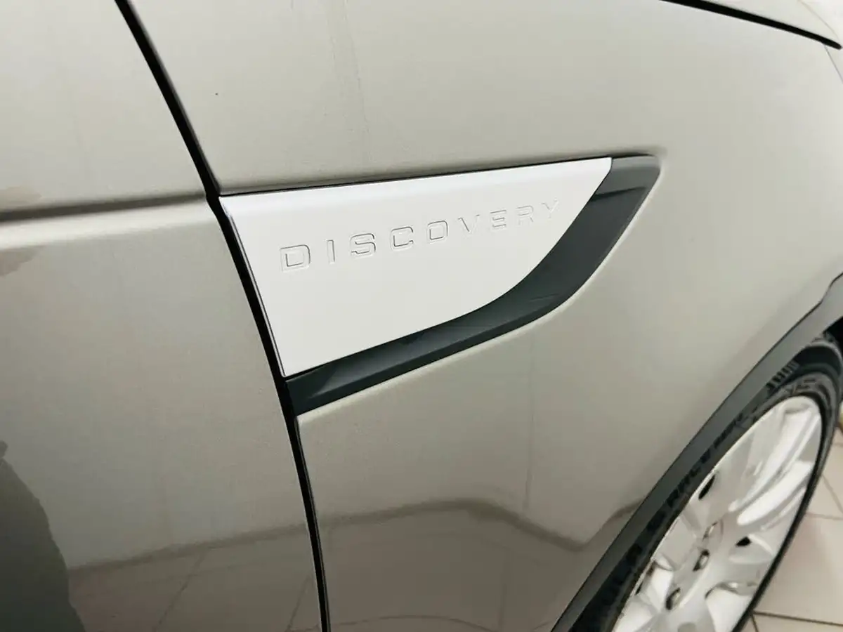 2019-land-rover-discovery-20-sd4-hse-big-24