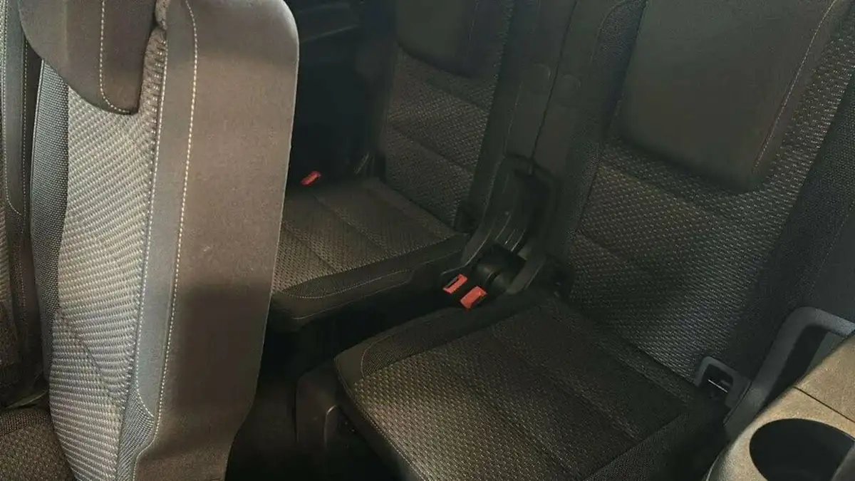 2018-volkswagen-touran-16tdi-se-dsg-big-31