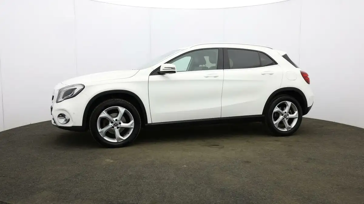 2018-mercedes-benz-gla-class-16-gla-200-sport-156ps-premiumss-7g-dct-big-26