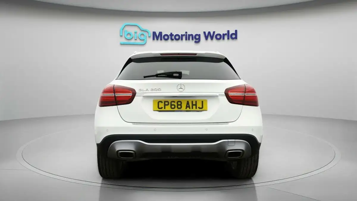 2018-mercedes-benz-gla-class-16-gla-200-sport-156ps-premiumss-7g-dct-big-5