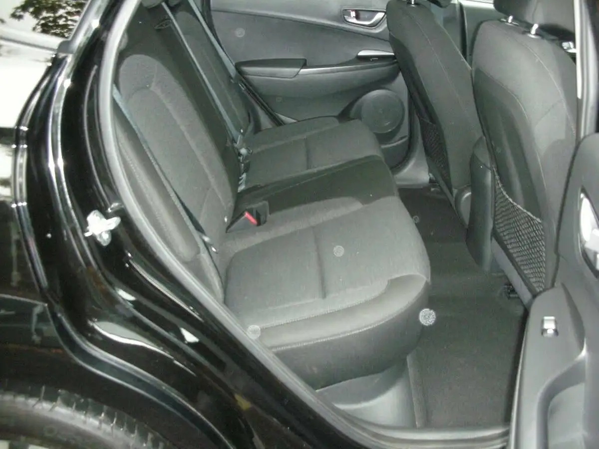 2021-hyundai-kona-e-premium-136ps-39kwh-105kw-obc-big-14