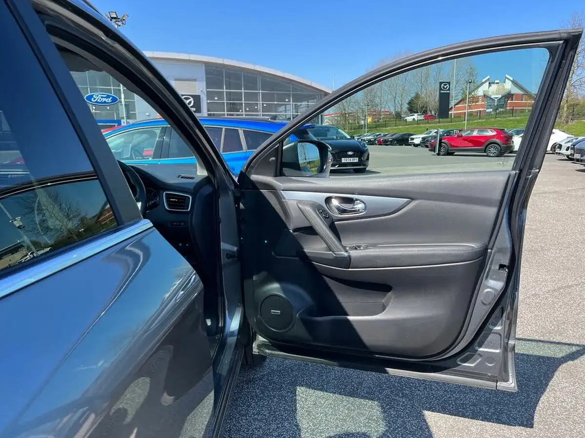 2020-nissan-qashqai-13-dig-t-tekna-160ps-big-43