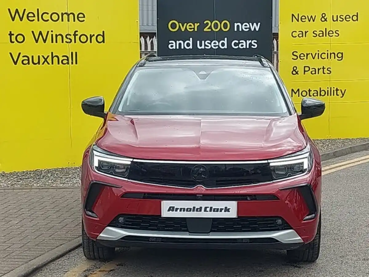 2023-vauxhall-grandland-15td-ultimate-big-11