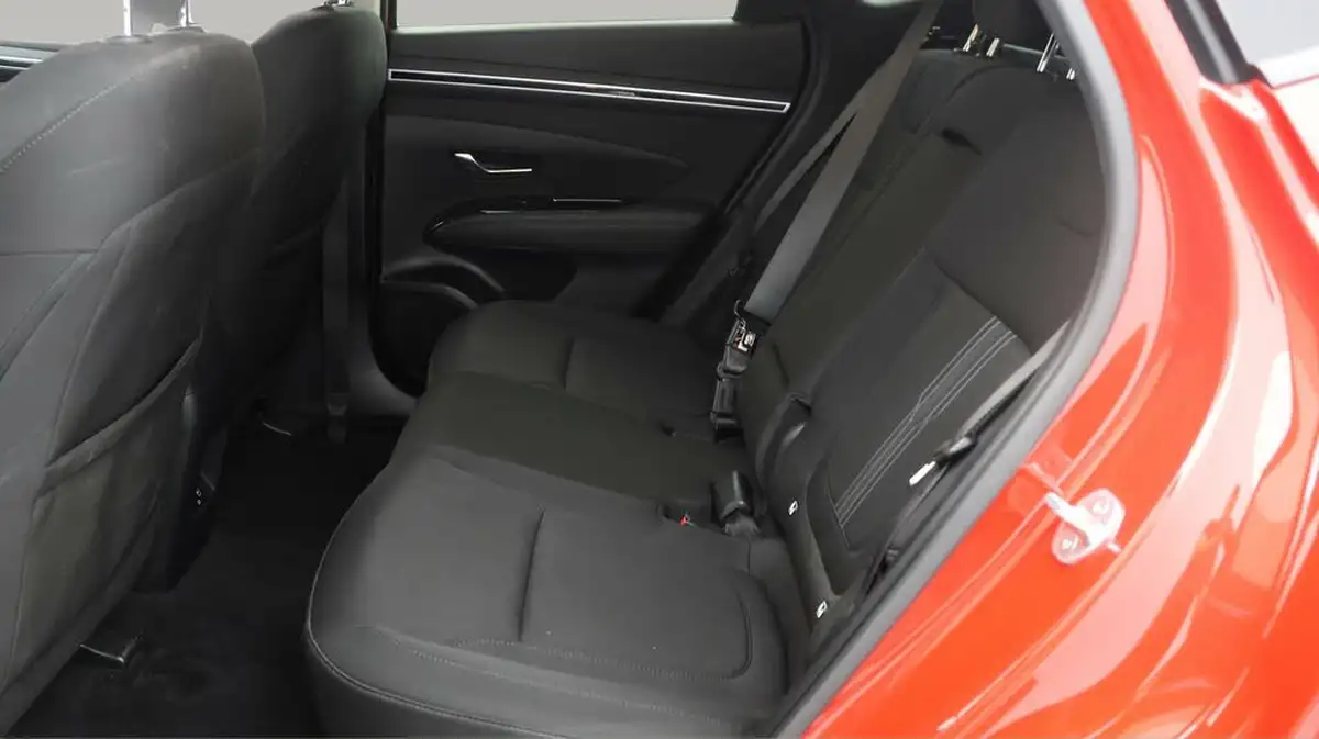 2022-hyundai-tucson-16-t-gdi-premium-265ps-4wd-phev-auto-big-15