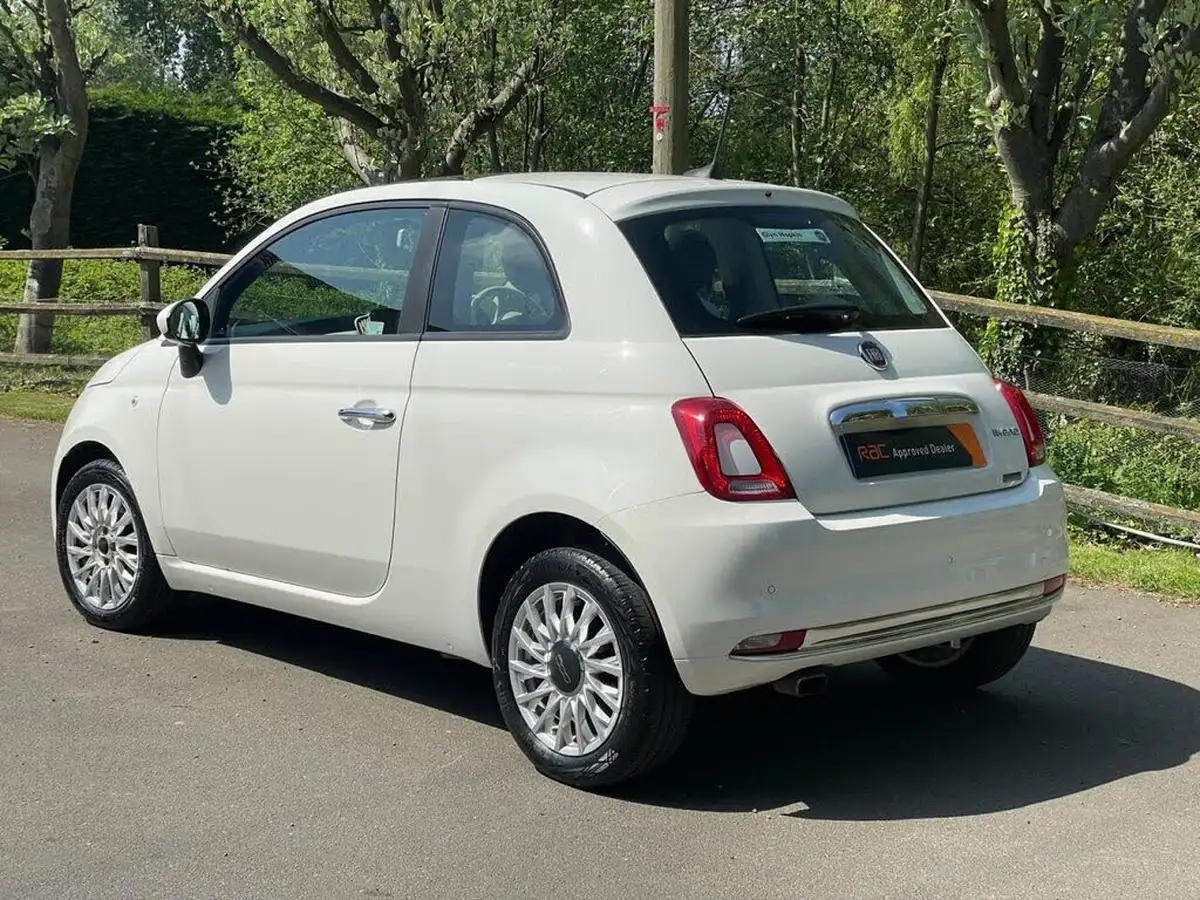 2020-fiat-500-10-lounge-big-11