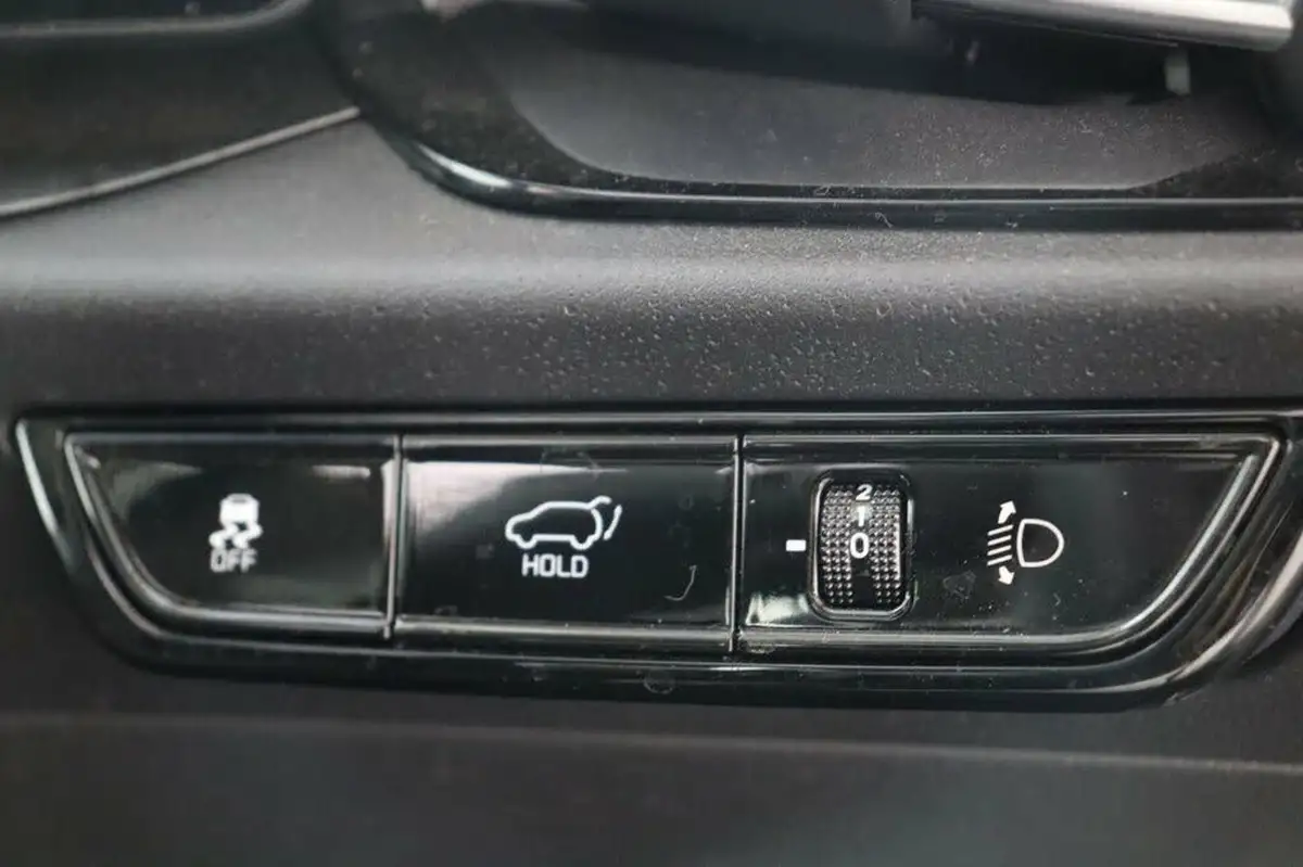 2022-kia-niro-ev-e-4-big-18