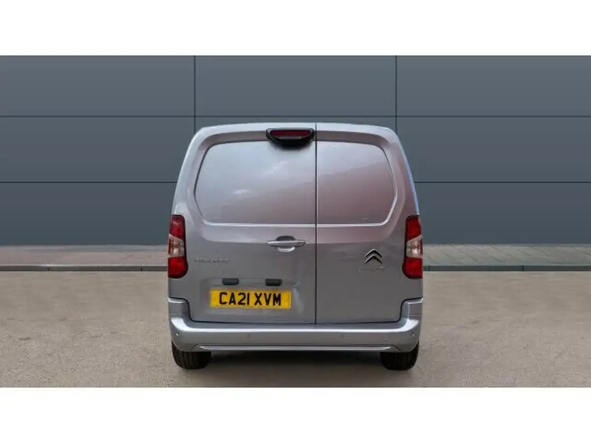 2021-citroen-berlingo-15bluehdi-1000-driver-130pseu6dt-e-ss-eat8-big-5