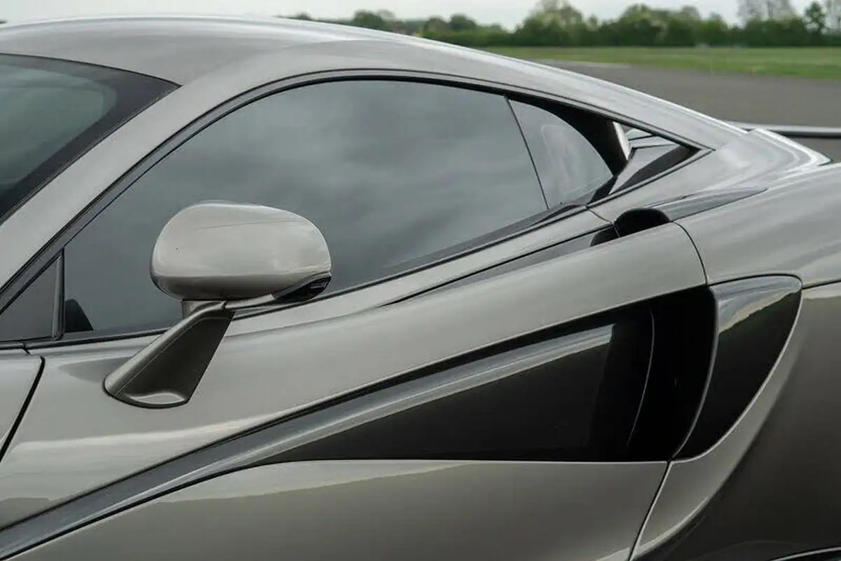 2016-mclaren-540c-38-big-7