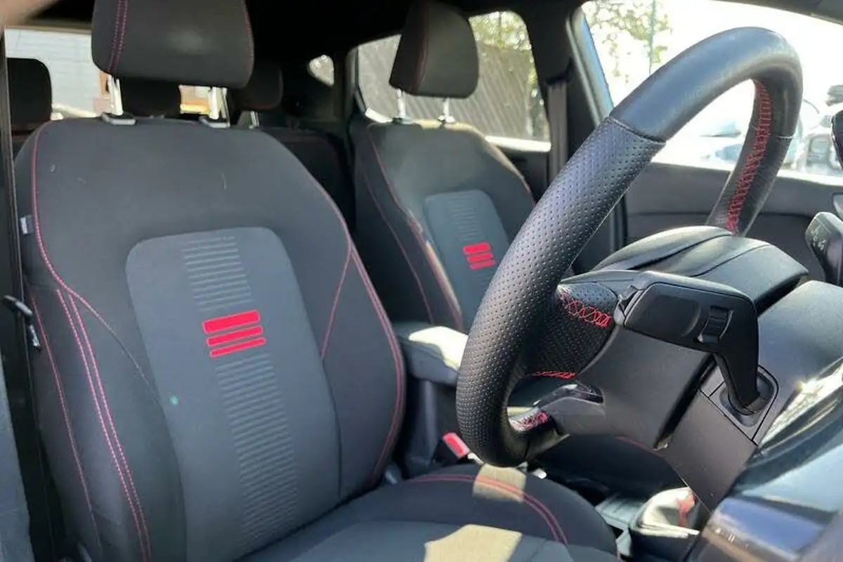 2022-ford-fiesta-10t-st-line-100ps-5d-big-16