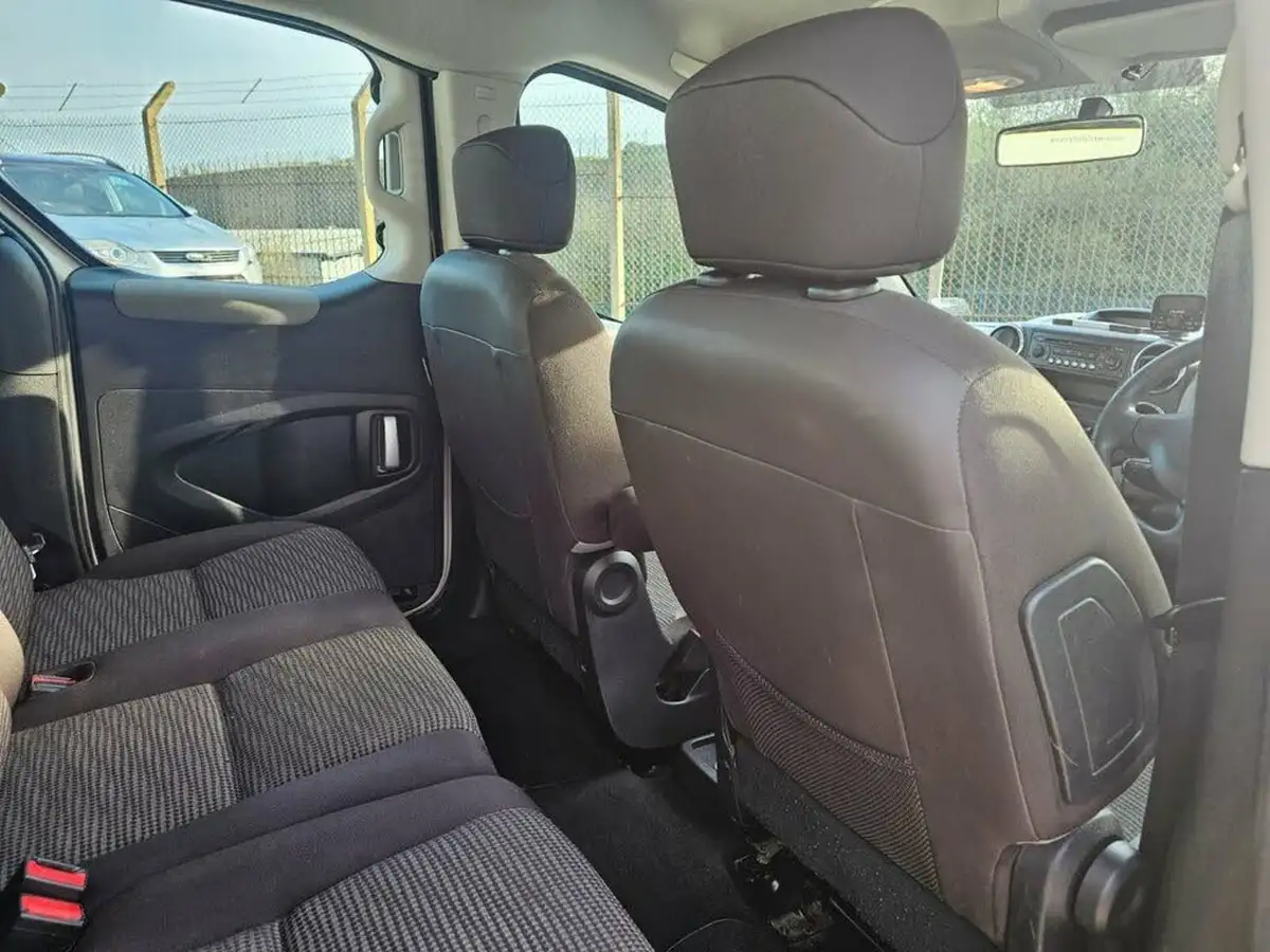 2011-peugeot-partner-16td-tepee-outdoor-92-big-10