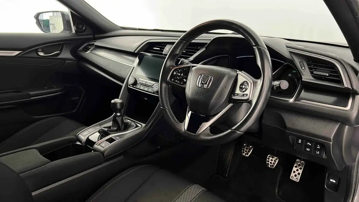 2020-honda-civic-15-vtec-turbo-sport-ss-big-13