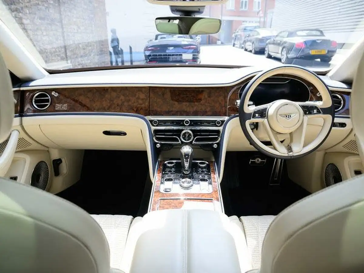 2020-bentley-flying-spur-60-w12-big-3