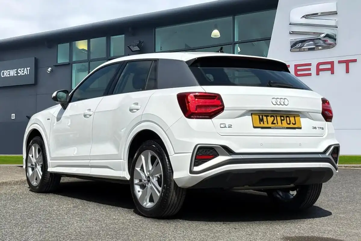 2021-audi-q2-15-35-tfsi-s-line-big-1