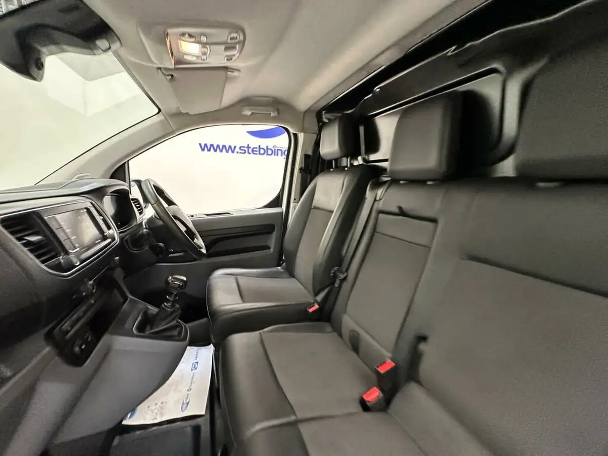 2021-vauxhall-vivaro-15td-2700-l1h1-sportive-120pseu6d-big-21