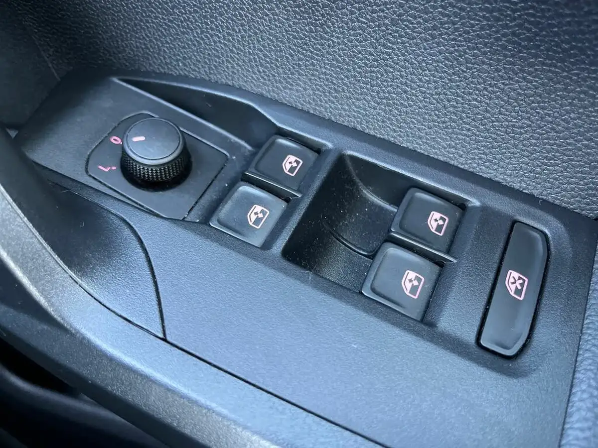 2023-seat-arona-10-tsi-evo-se-edition-big-25