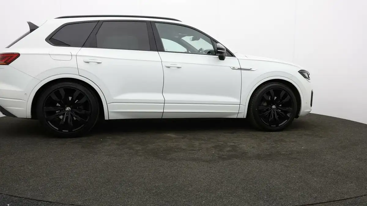 2021-volkswagen-touareg-30tdi-black-edition-286ps-big-29