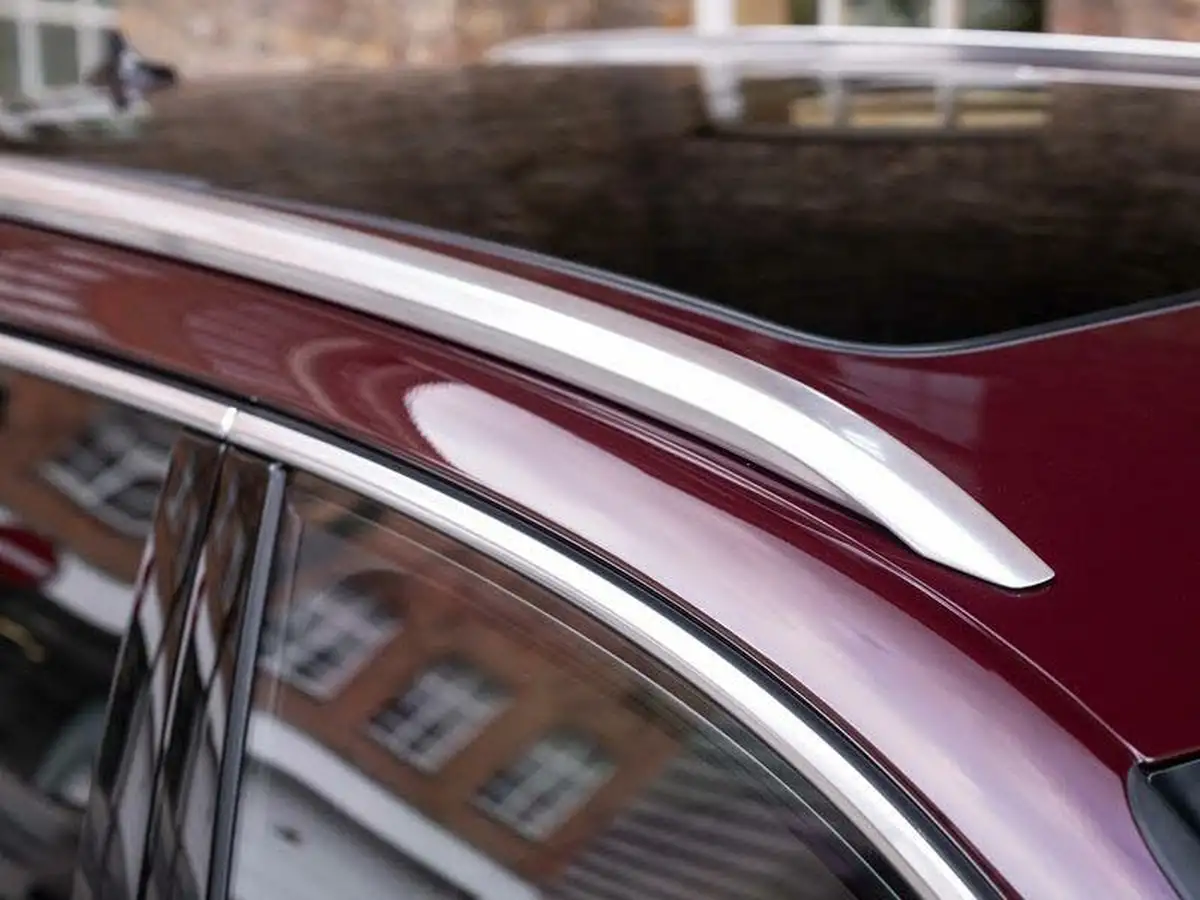 2023-bentley-bentayga-40-v8-extended-wheelbase-azure-big-63