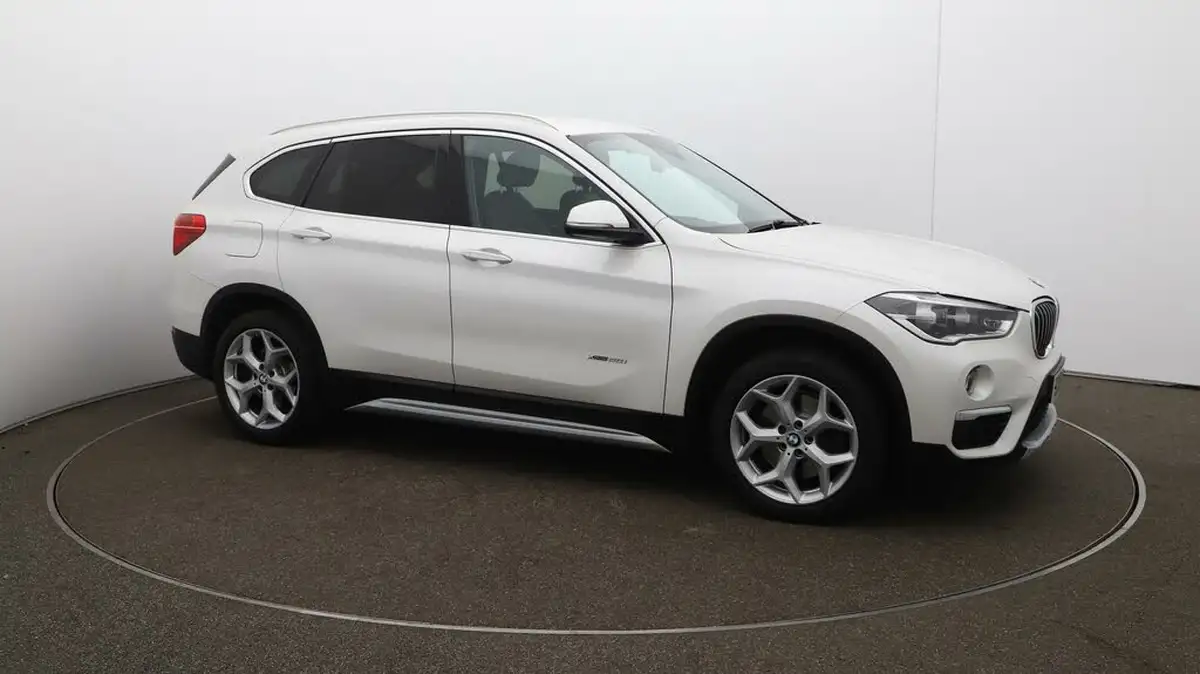 2018-bmw-x1-20-xdrive20i-xline-big-37