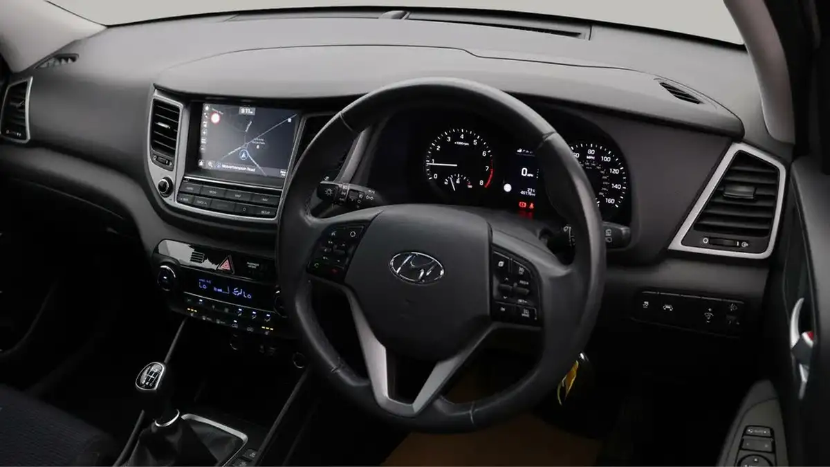 2018-hyundai-tucson-16-gdi-blue-drive-se-nav-big-8