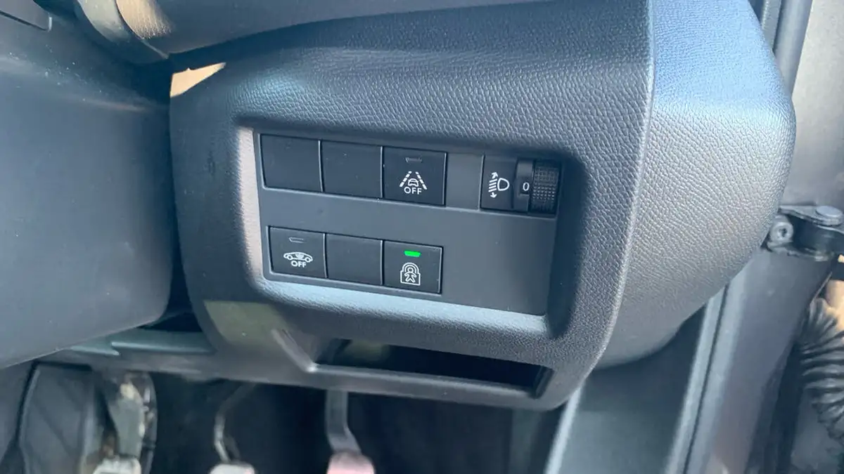 2023-citroen-c5-aircross-12-puretech-c-series-edition-130ps-ss-big-33