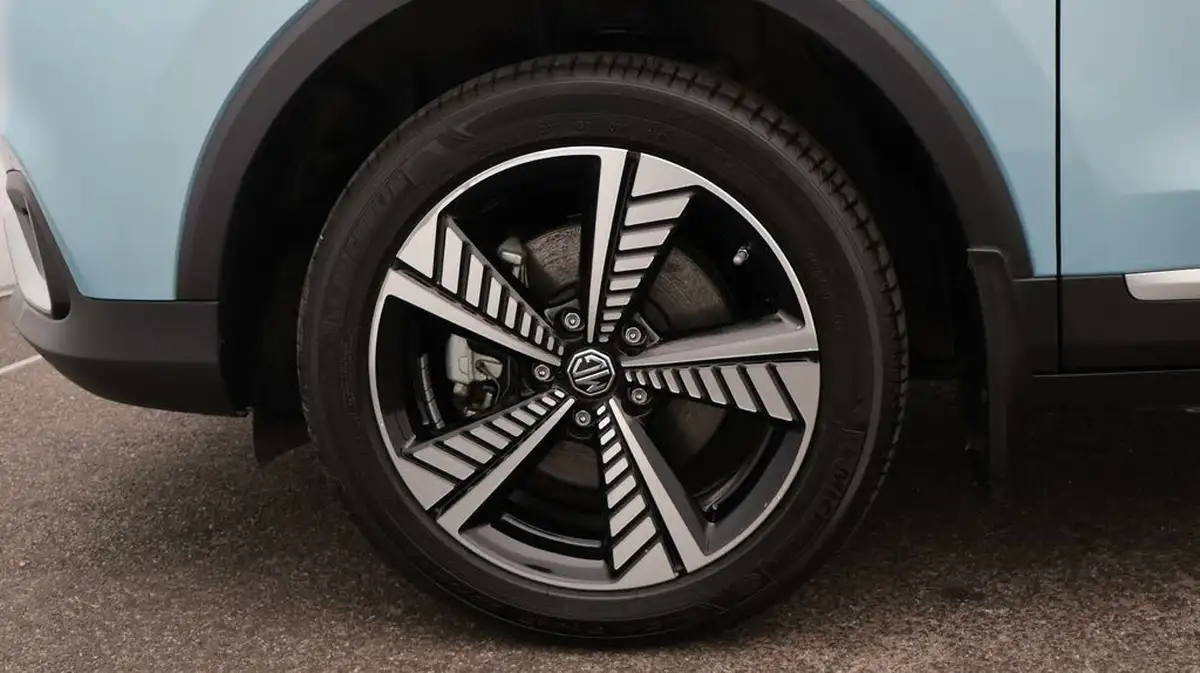 2021-mg-zs-suv-e-exclusive-ev-big-18