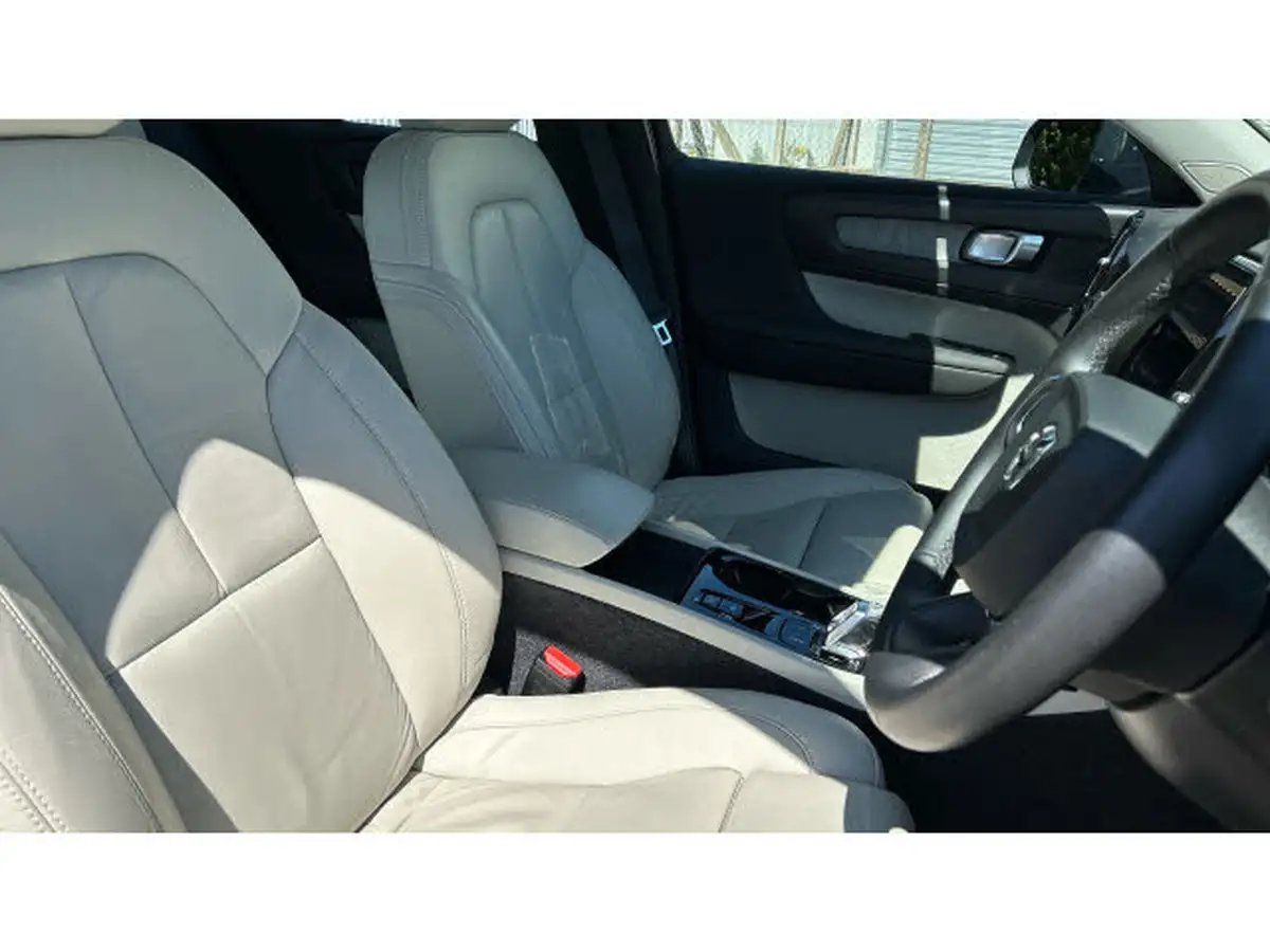 2022-volvo-xc40-15-t5-inscription-pro-big-8